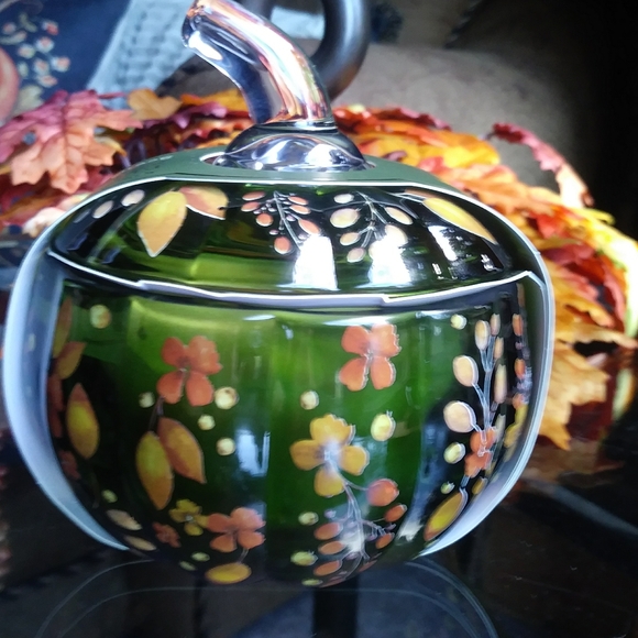 Elegant Pumpkin Spice Candle - Picture 4 of 4